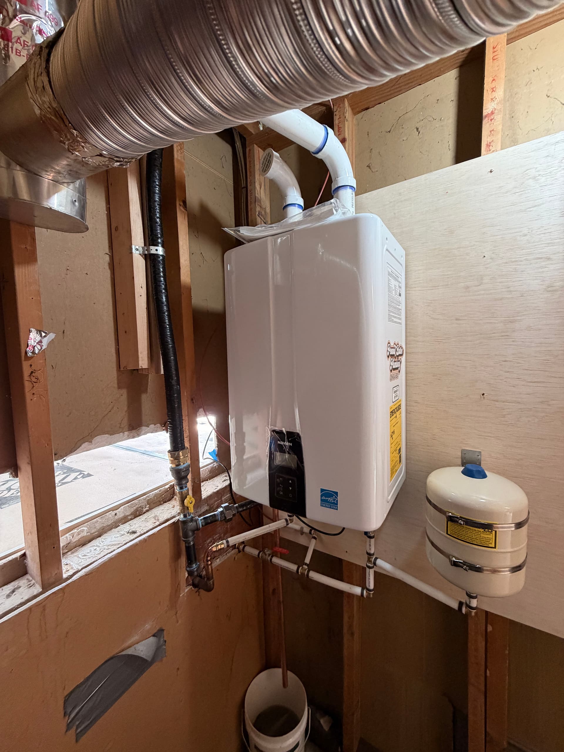 Gallery photos for West Valley Home Gets a Navien Tankless Water Heater Upgrade: Image #3